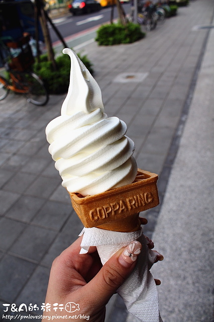 【捷運東門】MATSUSEI 松青超市–香甜聖代霜淇淋，還有漂浮冰咖啡和巧克力聖代可以選唷!