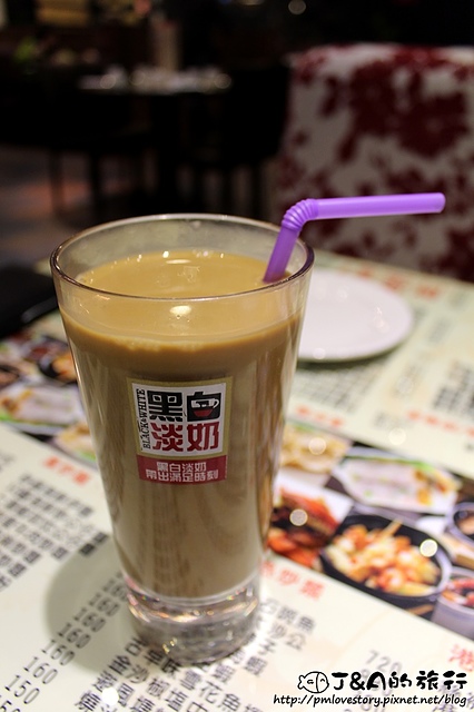 【捷運松江南京】群星會港式茶餐廳–爆漿流沙貴妃球，Q軟涮嘴!
