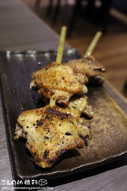 【捷運忠孝復興】手串本舖 串燒–炙燒生雞肉帶給你不同的享受!