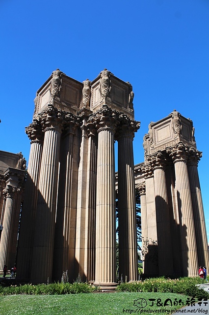 【美國西岸/舊金山San Francisco】藝術宮 Palace of Fine Arts–The Rock絕地任務拍攝場景~細緻的雕刻，每個角落都是美景!