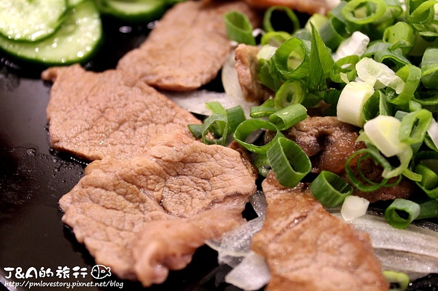 【捷運南京東路】龍一燒肉丼專賣–鮮香的青蔥海鹽牛肉飯，飲料、湯品喝到飽。平價燒肉飯