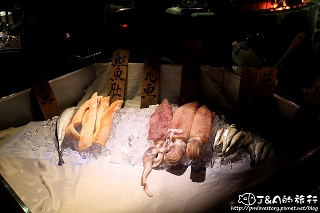 【捷運忠孝敦化】一氣爐端燒 IKKI Robatayaki–用船槳送餐，推薦牛舌&松阪豬，東區市民大道單點式燒烤店。