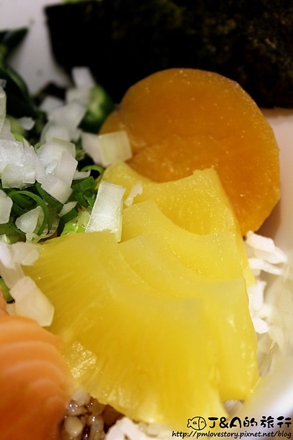 【捷運松江南京】飯樂丼 Fun Rice–創意鮭魚夏威夷丼，鳳梨搭鮭魚生魚片好特別!  飯樂丼自由配