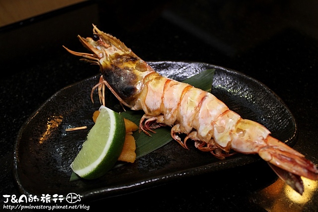 【捷運芝山】豚馬日本料理–海膽丼多層次的味道與口感還蠻不錯呢。 捷運芝山美食、無菜單日本料理