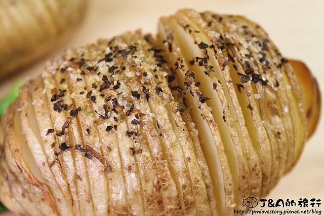 【食譜】手風琴馬鈴薯–簡單美味的馬鈴薯料理! 梅爾雷赫冷壓初榨橄欖油