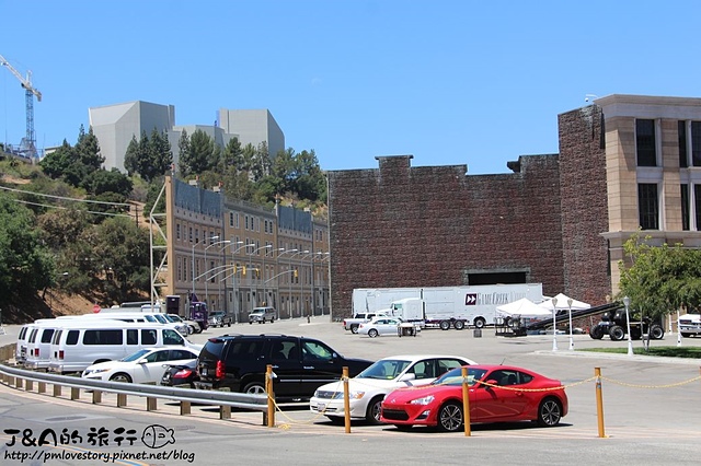 【美國西岸♥Universal City】好萊塢環球影城 Universal Studios Hollywood–超震撼的空難場景! 遊園列車 Studio Tour分享~