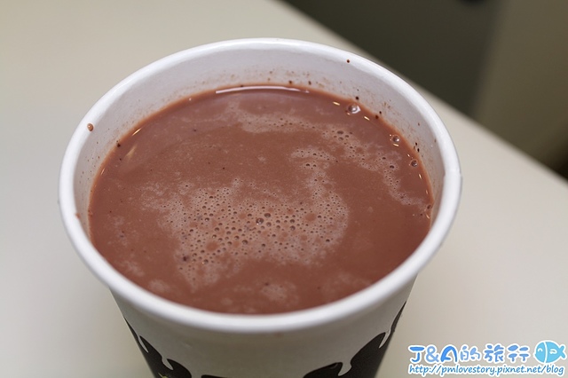 【台北車站】 提米可可 Timi Cococa–好喝的可可.抹茶紅豆在這裡!草莓木輪蛋糕也不錯~  巧克力專賣店/可可專賣店