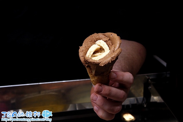 【捷運忠孝敦化】O Rose 法式冰淇淋–玫瑰造型法式冰淇淋,台灣啤酒.蜂蜜紅棗等特殊口味，一支可以選多種口味唷! 東區美食/東區冰淇淋/東區法式甜點/O Rose 法式天然高品質冰淇淋