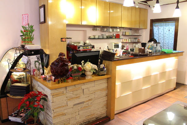 【基隆】轉角花園咖啡–鄰近基隆廟口的平價餐廳 (該店址已改為幸福10號店)