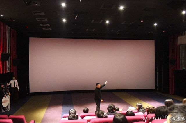 【捷運板橋】板橋秀泰影城–看電影再也不用怕很難找座位囉!